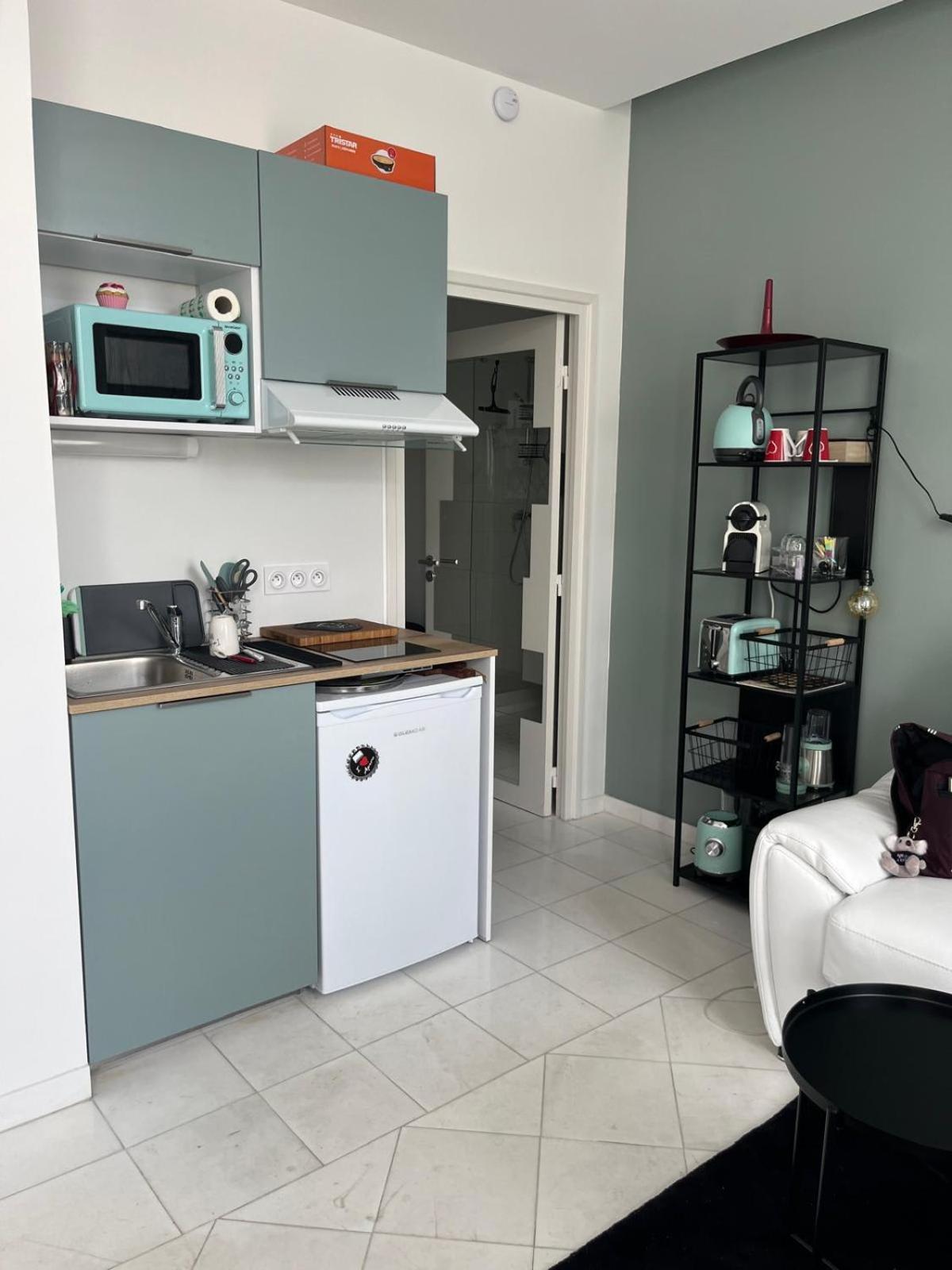 Appartement Private - Small For Two At 5 Minutes From Croisette *